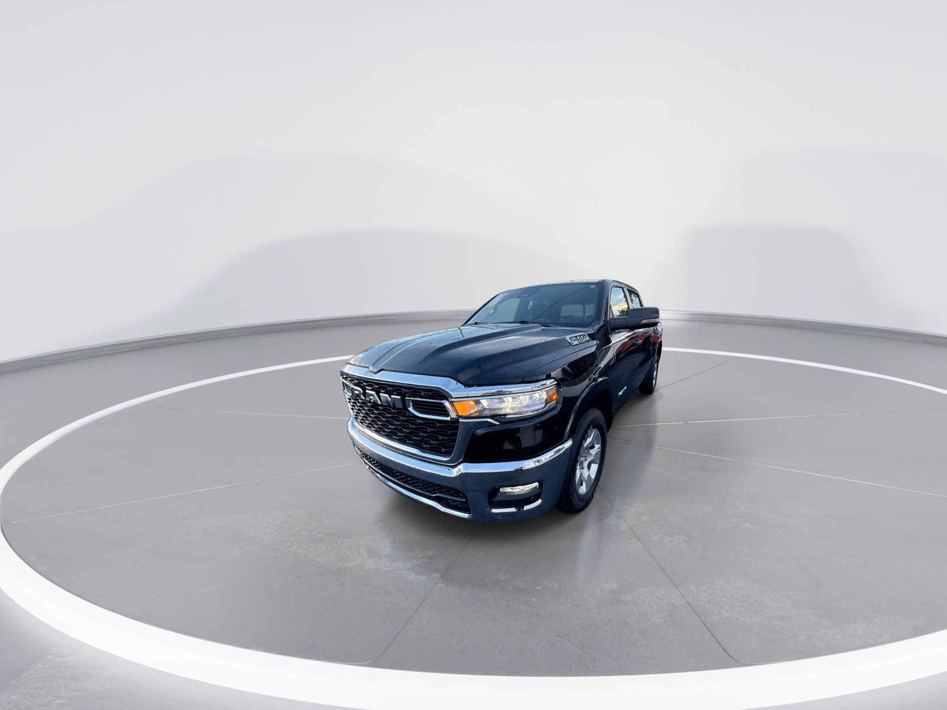 Used 2025 RAM 1500 Big Horn AWD/4WD image 2