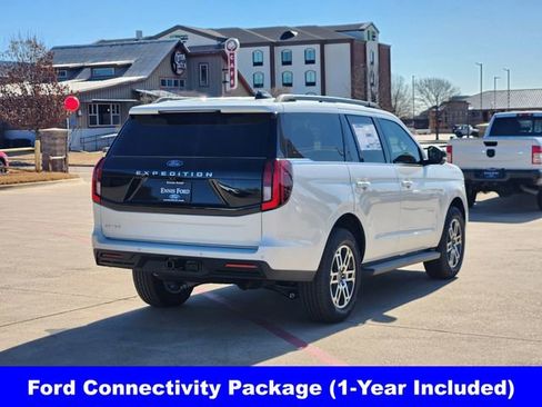 New 2026 Ford Expedition Active image 7
