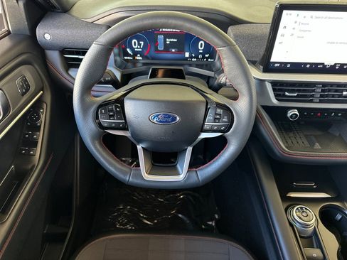 Used 2025 Ford Explorer ST-Line w/ Premium Package RWD image 17