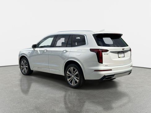 Used 2024 Cadillac XT6 Premium Luxury AWD/4WD image 5
