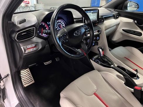 Used 2020 Hyundai Veloster Turbo Ultimate image 17