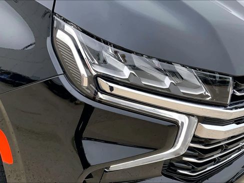 Used 2023 Chevrolet Tahoe LT w/ Luxury Package RWD image 28