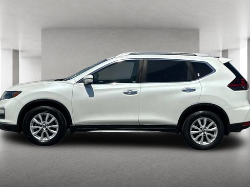 Used 2018 Nissan Rogue SV w/ Sun & Sound Touring Package FWD image 7