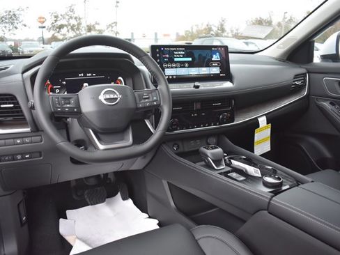 New 2026 Nissan Rogue Platinum w/ Platinum Premium Package image 19