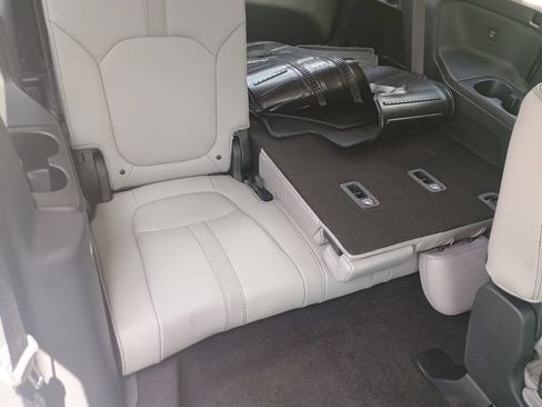 Used 2024 Honda Pilot Touring image 25