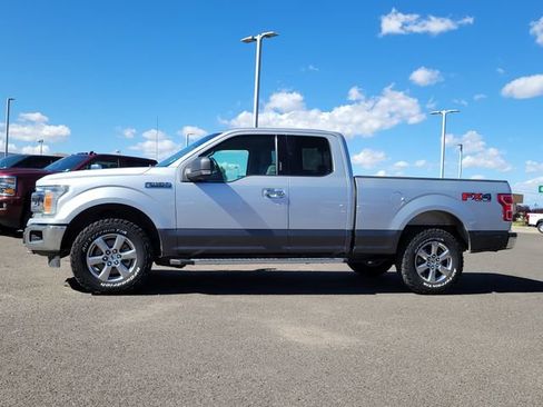 Used 2018 Ford F150 XLT w/ Equipment Group 302A Luxury AWD/4WD image 2