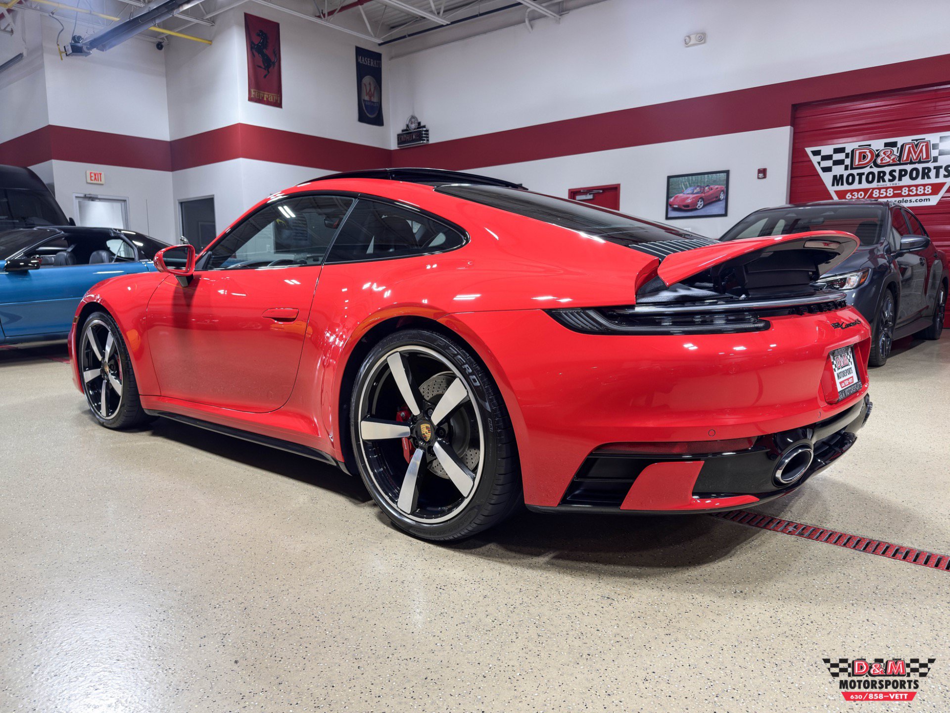 Used 2024 Porsche 911 Carrera 4S AWD/4WD image 3