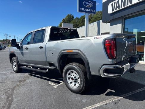 New 2026 GMC Sierra 2500 Pro image 2