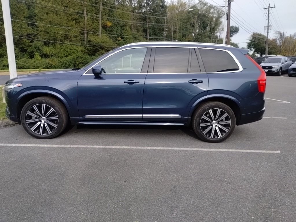 Used 2024 Volvo XC90 B6 Plus AWD/4WD image 2