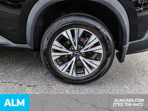 Used 2023 Nissan Rogue SV image 16