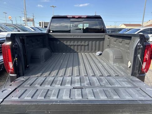 Used 2023 GMC Sierra 1500 Denali w/ Technology Package image 10