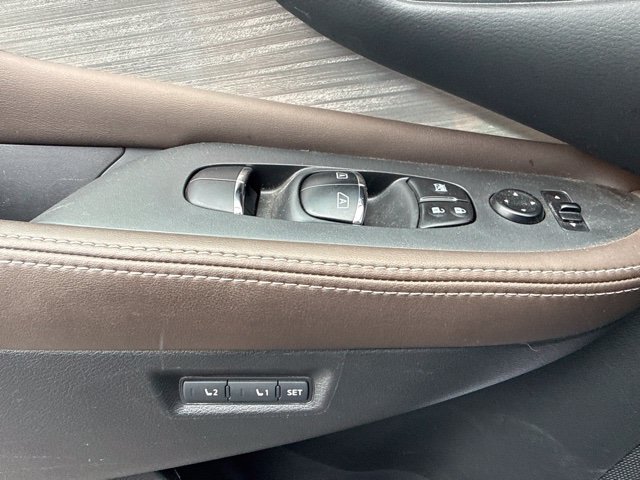 Used 2016 Nissan Murano SL AWD/4WD image 12