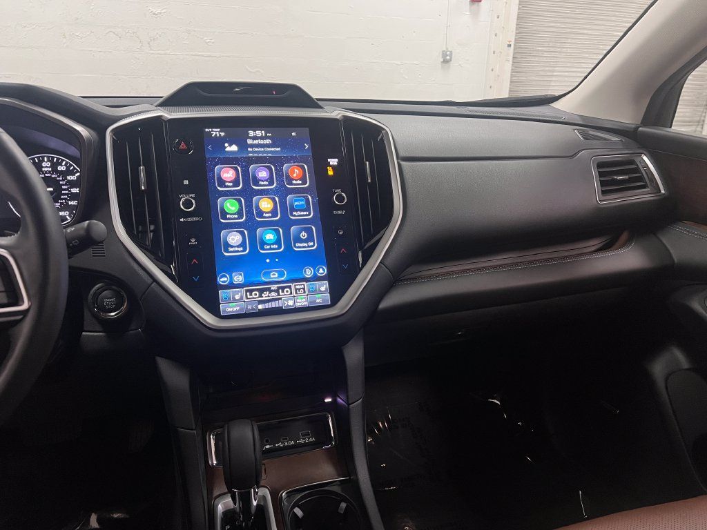 Used 2025 Subaru Ascent Touring AWD/4WD image 17
