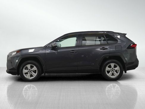 Used 2019 Toyota RAV4 XLE image 2