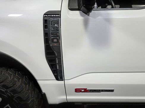 Used 2024 Ford F350 Platinum w/ FX4 Off-Road Package AWD/4WD image 45