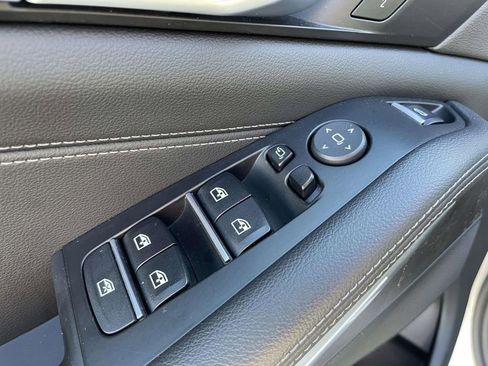 Used 2022 BMW X5 sDrive40i w/ Parking Assistance Package image 18