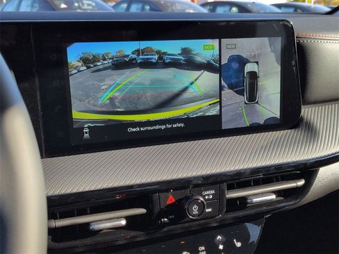 New 2026 Nissan Kicks SR w/ Cold Weather Package image 13