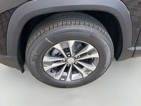 New 2026 Chevrolet Equinox LT AWD/4WD image 33