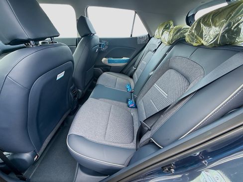New 2026 Hyundai Venue SEL FWD image 17