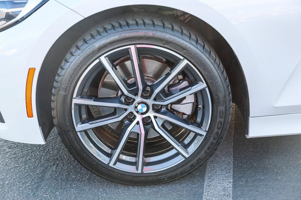 Used 2019 BMW 330i Sedan w/ Convenience Package RWD image 28