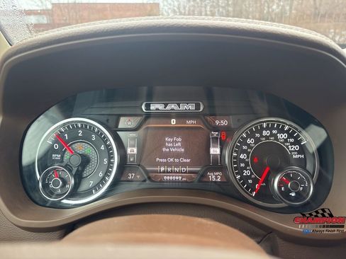 Used 2020 RAM 1500 Laramie image 19