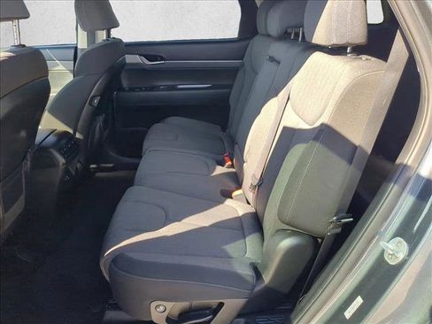 Used 2021 Hyundai Palisade SE FWD image 17