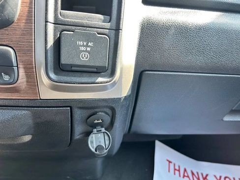 Used 2017 RAM 1500 Laramie RWD image 25