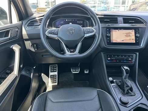 Used 2023 Volkswagen Tiguan SEL R-Line AWD/4WD image 20