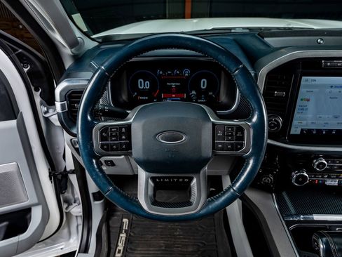 Used 2022 Ford F150 Limited image 19