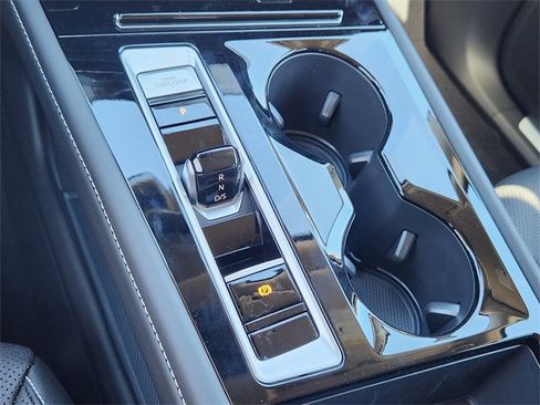 New 2026 Volkswagen Atlas SE image 14