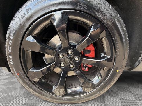 Used 2024 Ford Explorer ST w/ Equipment Group 401A AWD/4WD image 9
