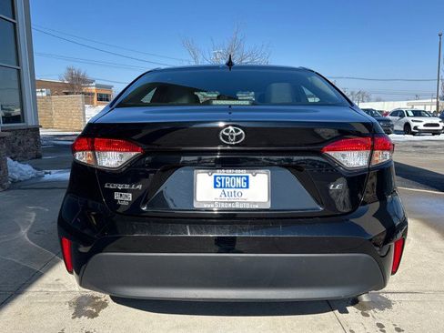 Used 2024 Toyota Corolla LE image 4