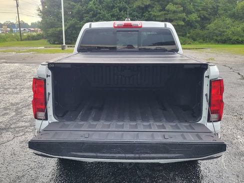 Used 2023 Chevrolet Colorado LT w/ LT Convenience Package AWD/4WD image 4
