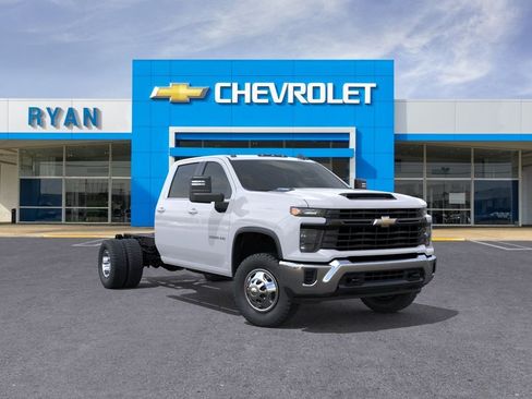 New 2026 Chevrolet Silverado 3500 W/T w/ WT Convenience Package AWD/4WD image 1