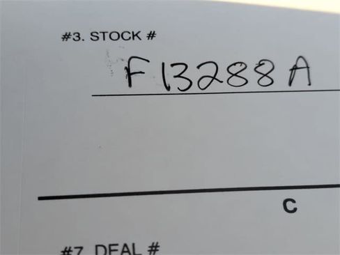 Used 2022 Ford Bronco Badlands image 7