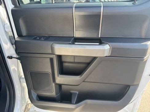 Used 2018 Ford F150 Raptor w/ Equipment Group 801A Mid image 13