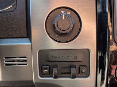 Used 2013 Ford F150 Limited image 26