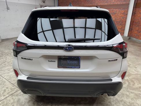 Used 2025 Subaru Forester Touring AWD/4WD image 4