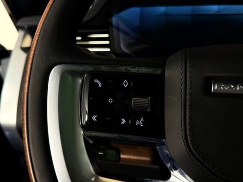 New 2025 Land Rover Range Rover SE image 21