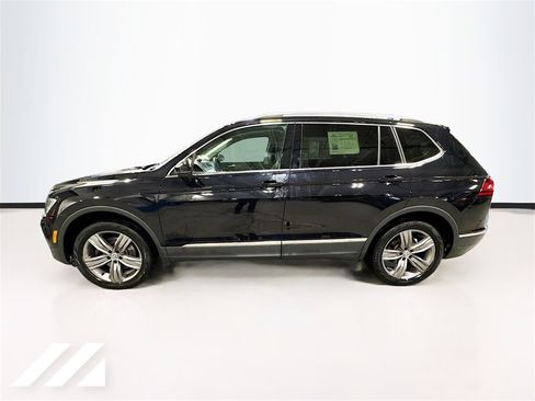 Used 2020 Volkswagen Tiguan SEL w/ Tiguan Two-Row MDO Package image 8