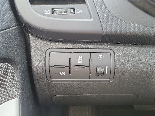 Used 2014 Hyundai Accent GS FWD image 21