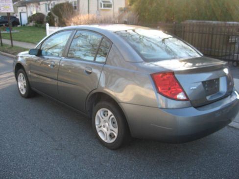 Used 2005 Saturn ION Level 2 w/ Power Pkg FWD image 7