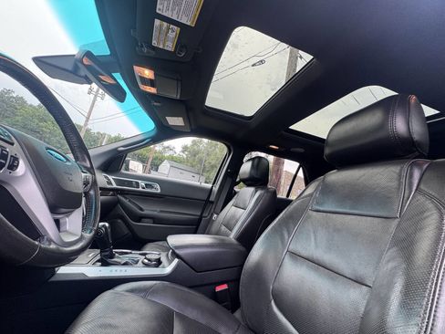 Used 2014 Ford Explorer Limited w/ Equipment Group 302A image 10