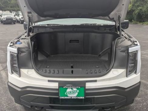 Used 2022 Ford F150 Lightning Pro image 39