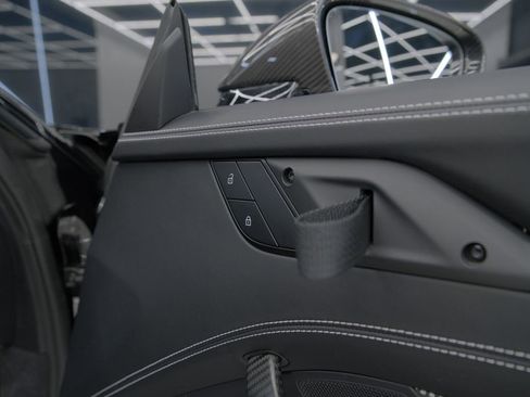 Used 2025 Porsche 911 GT3 RS RWD image 46