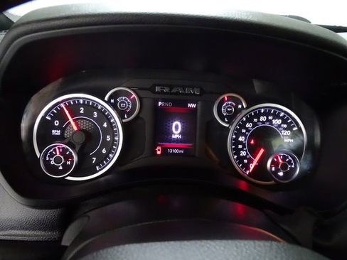 Certified 2025 RAM 2500 Big Horn AWD/4WD image 15