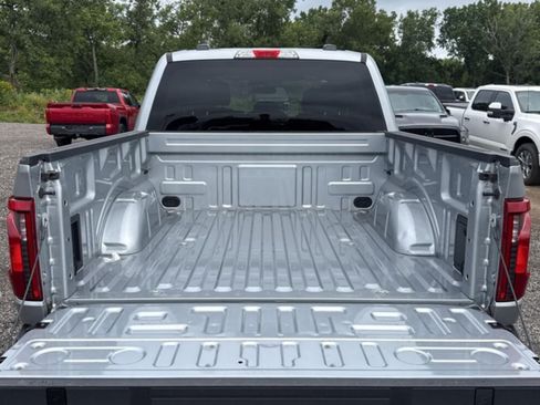 Used 2024 Ford F150 XLT w/ XLT Black Appearance Package AWD/4WD image 7