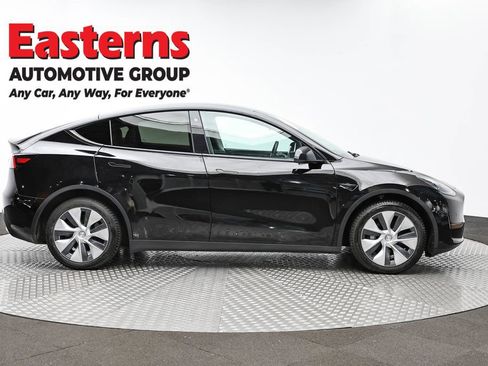 Used 2021 Tesla Model Y Long Range image 4