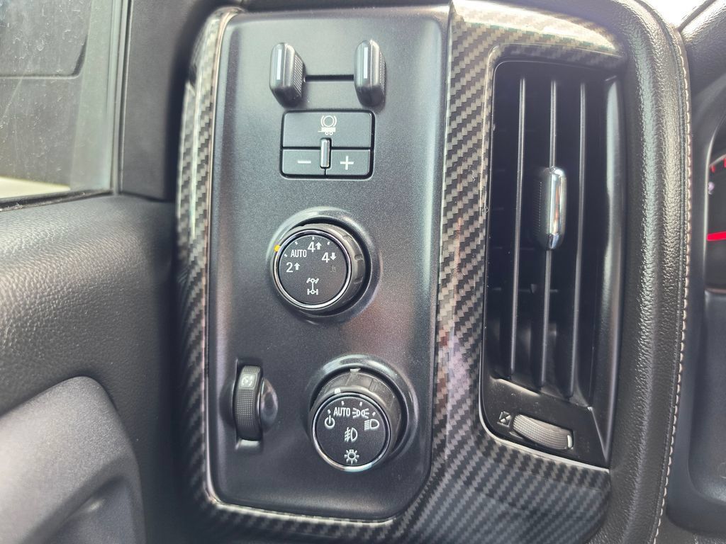 Used 2015 GMC Sierra 1500 SLE AWD/4WD image 15