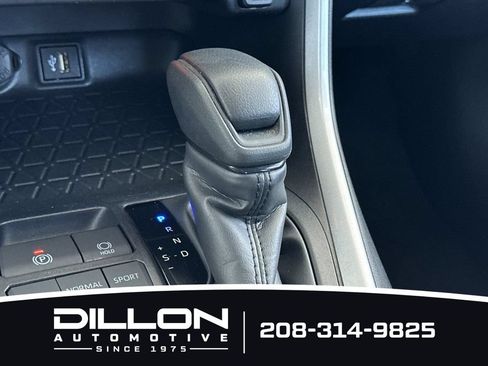Used 2025 Toyota RAV4 XLE AWD/4WD image 24
